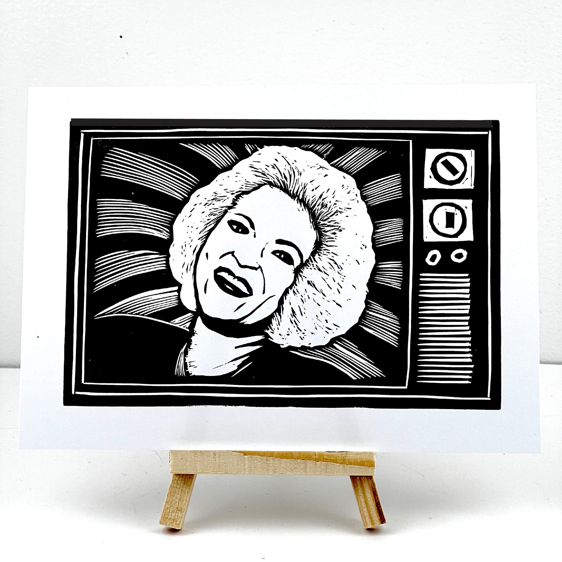Betty White - on TV! - Arts & Crafts