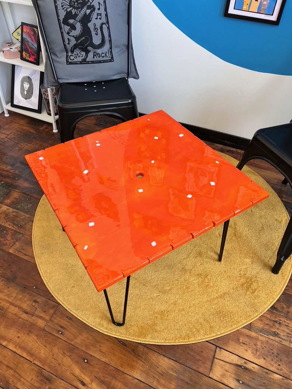 Cheez-It Cracker: Coffee Table: 24x24’’ with 16’’ legs - Furniture