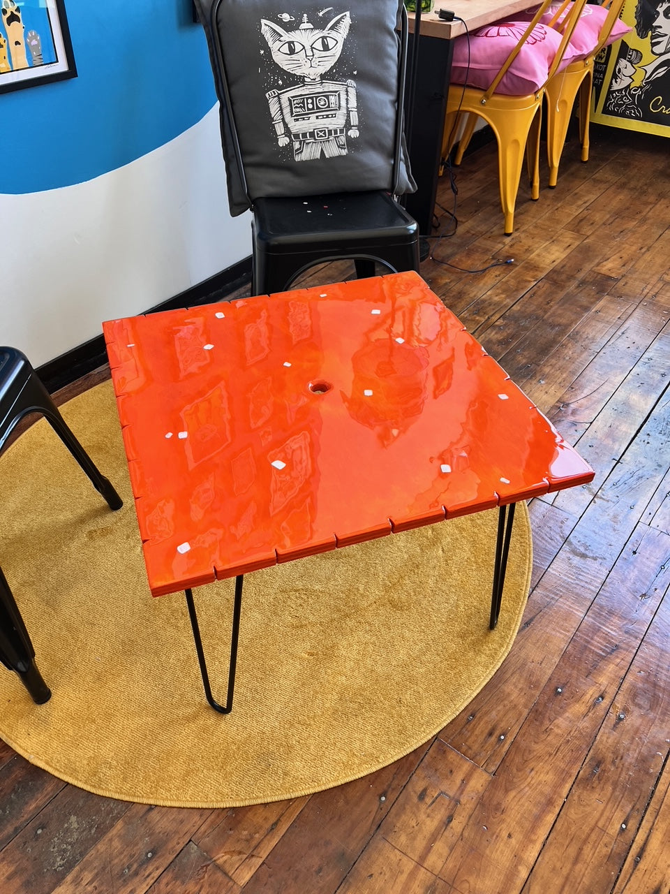 Cheez-It Cracker: Coffee Table: 24x24’’ with 16’’ legs - Furniture