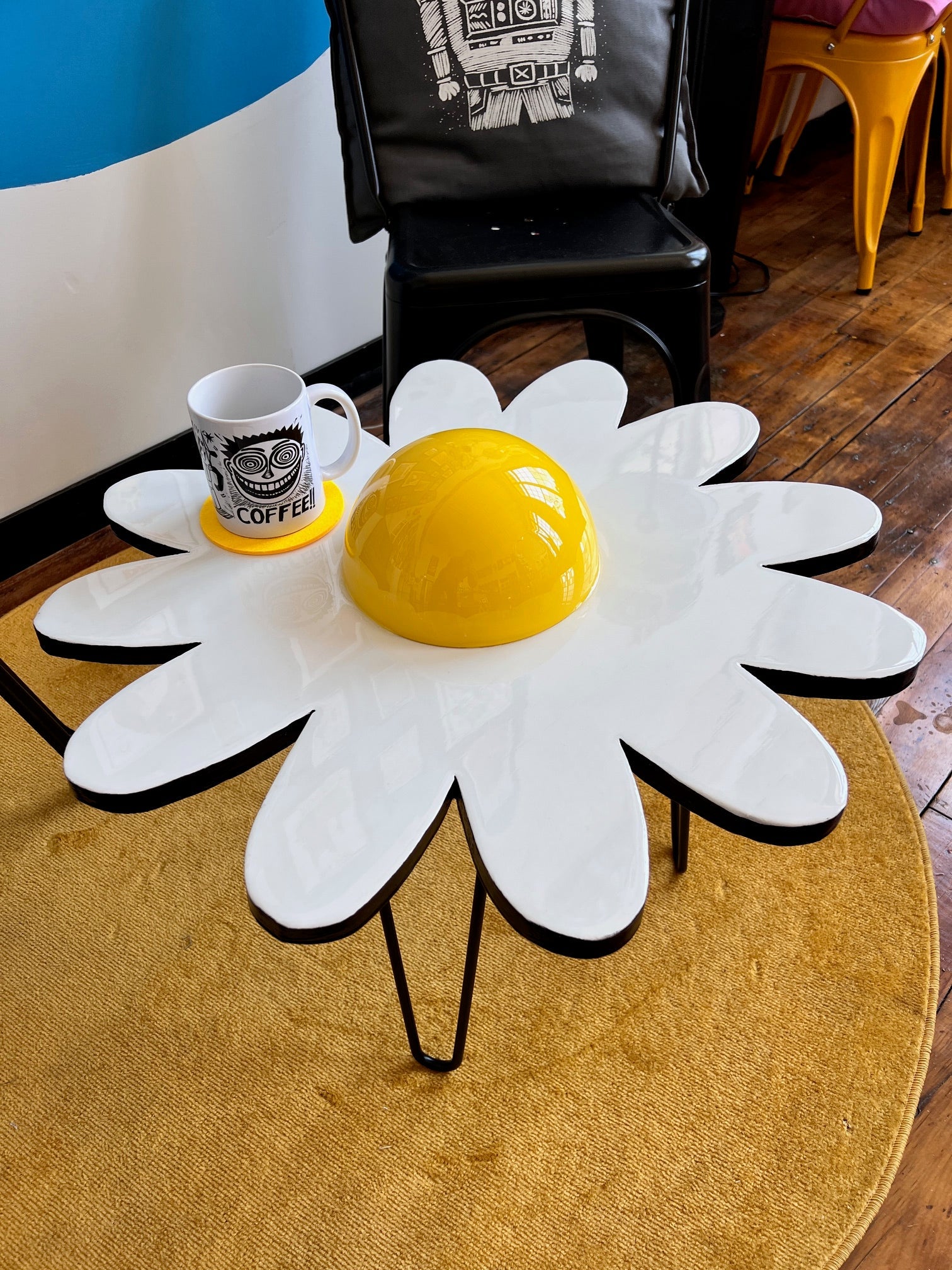 Daisy: Coffee Table: 24’’ round with 16’’ legs - Furniture