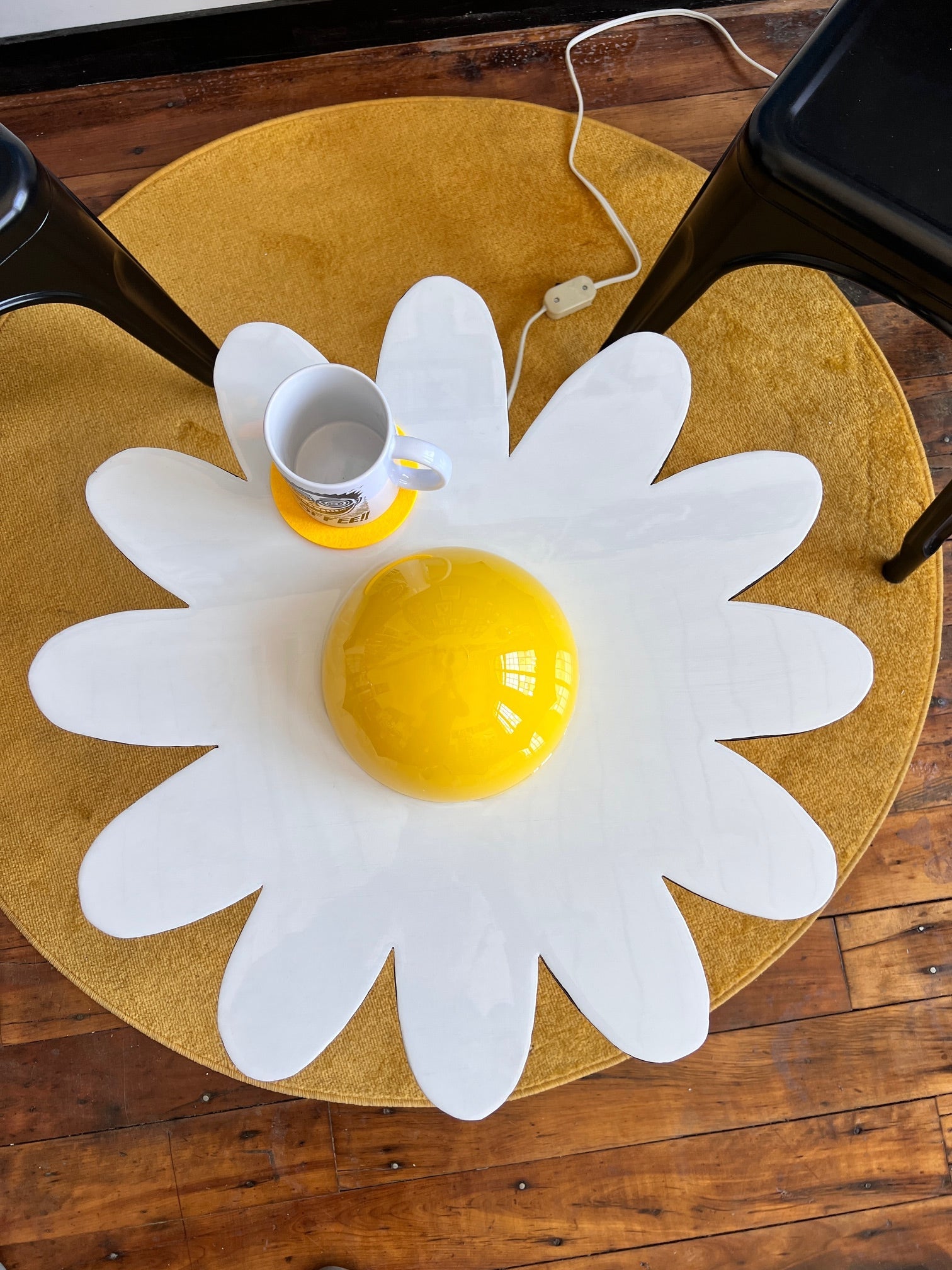 Daisy: Coffee Table: 24’’ round with 16’’ legs - Furniture