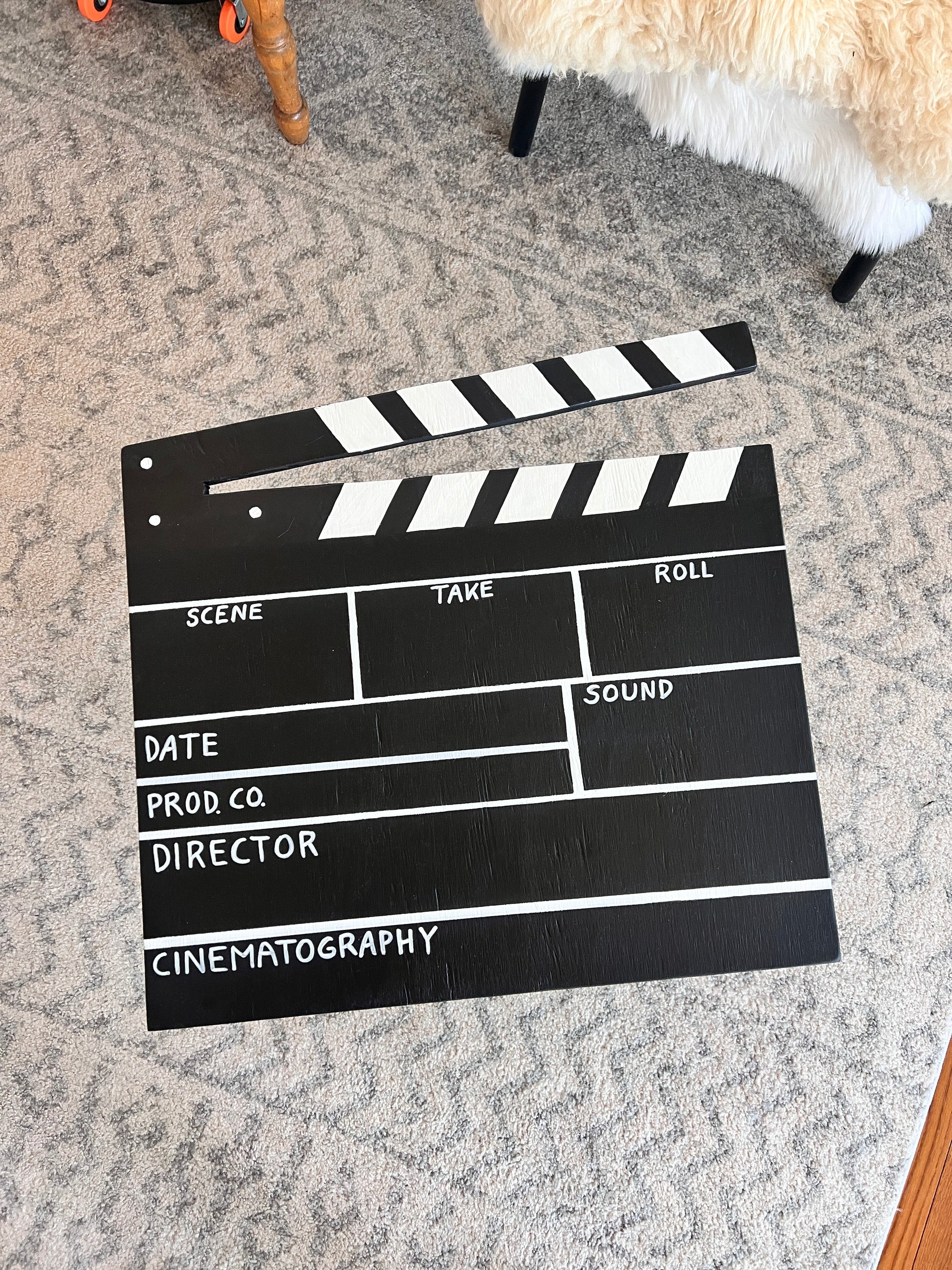 Film Slate: Coffee Table: 24x24’’ with 16’’ legs - Furniture