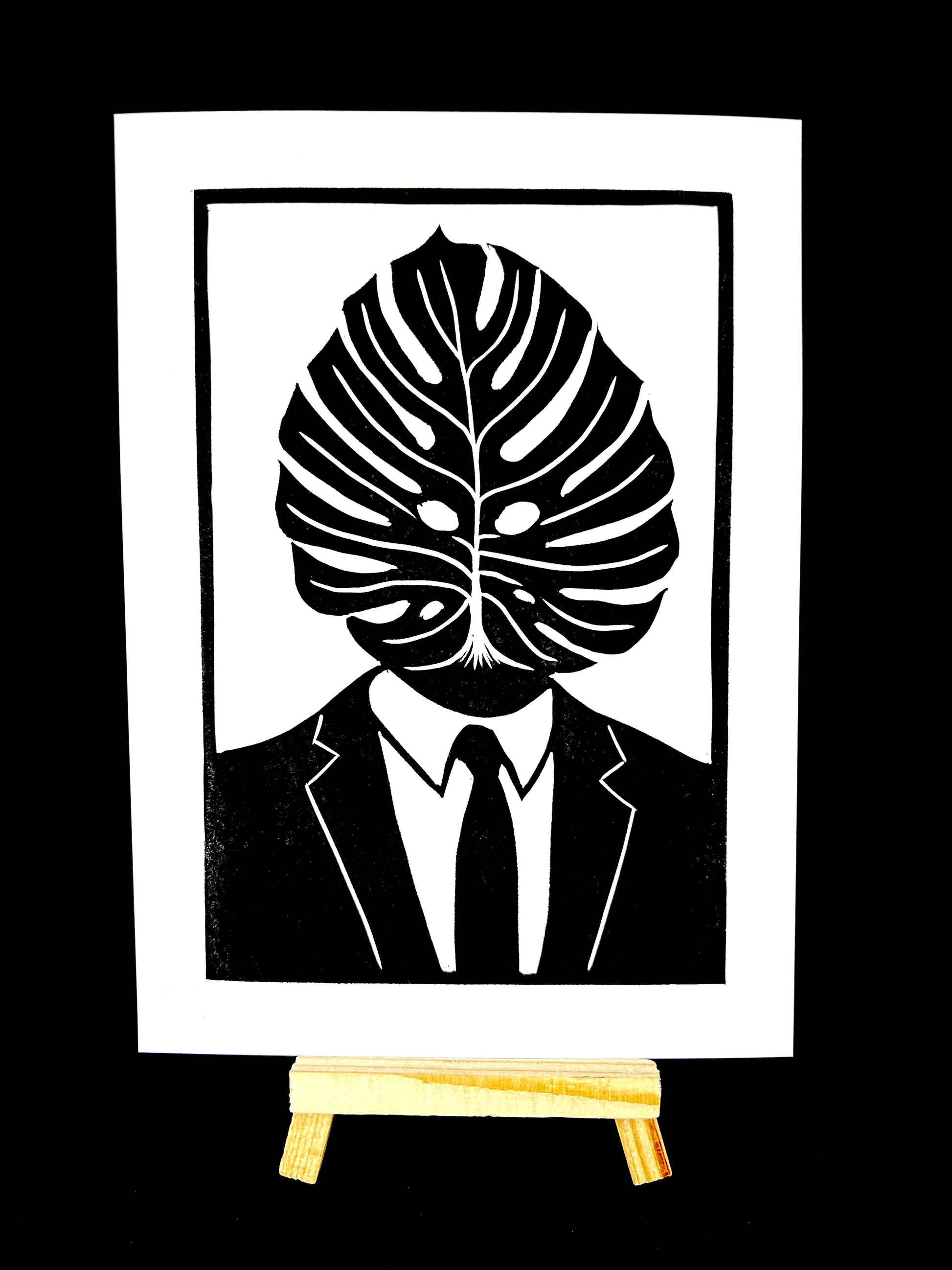 Monsieur Monstera - Sharp Dresss Manstera - Arts & Crafts