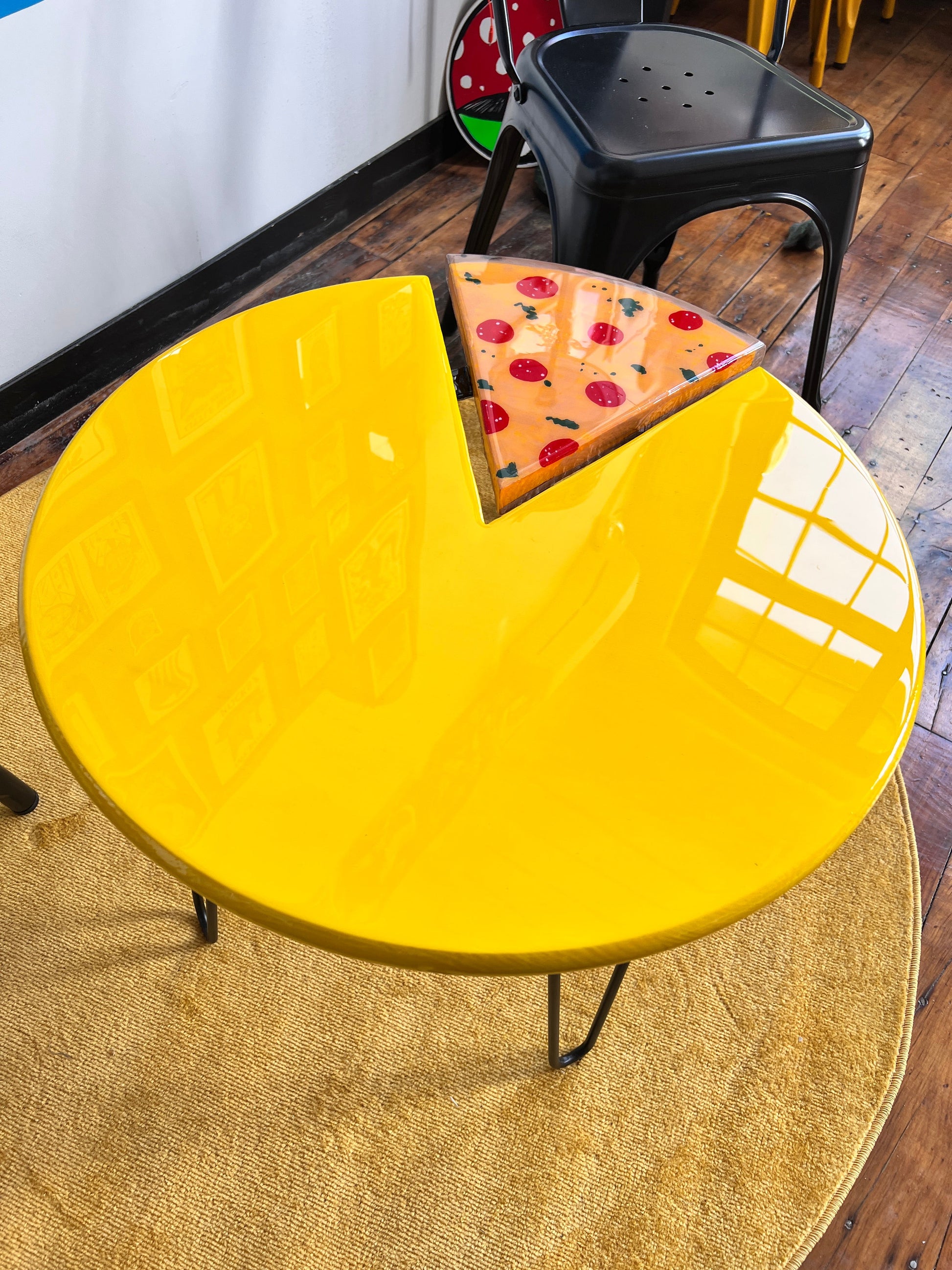 Pac-Man Pizza Party: Coffee Table: 24’’x24’’ round with 16’’ legs - Furniture
