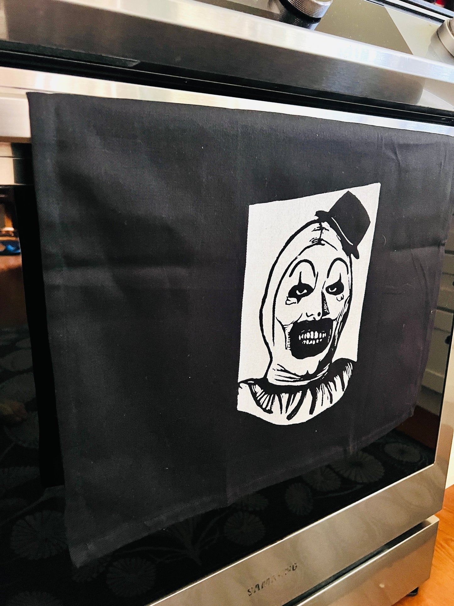 Terrifier Art the Clown HALLOWEEN - tea towel all cotton kitchen cooking baking food - Towel