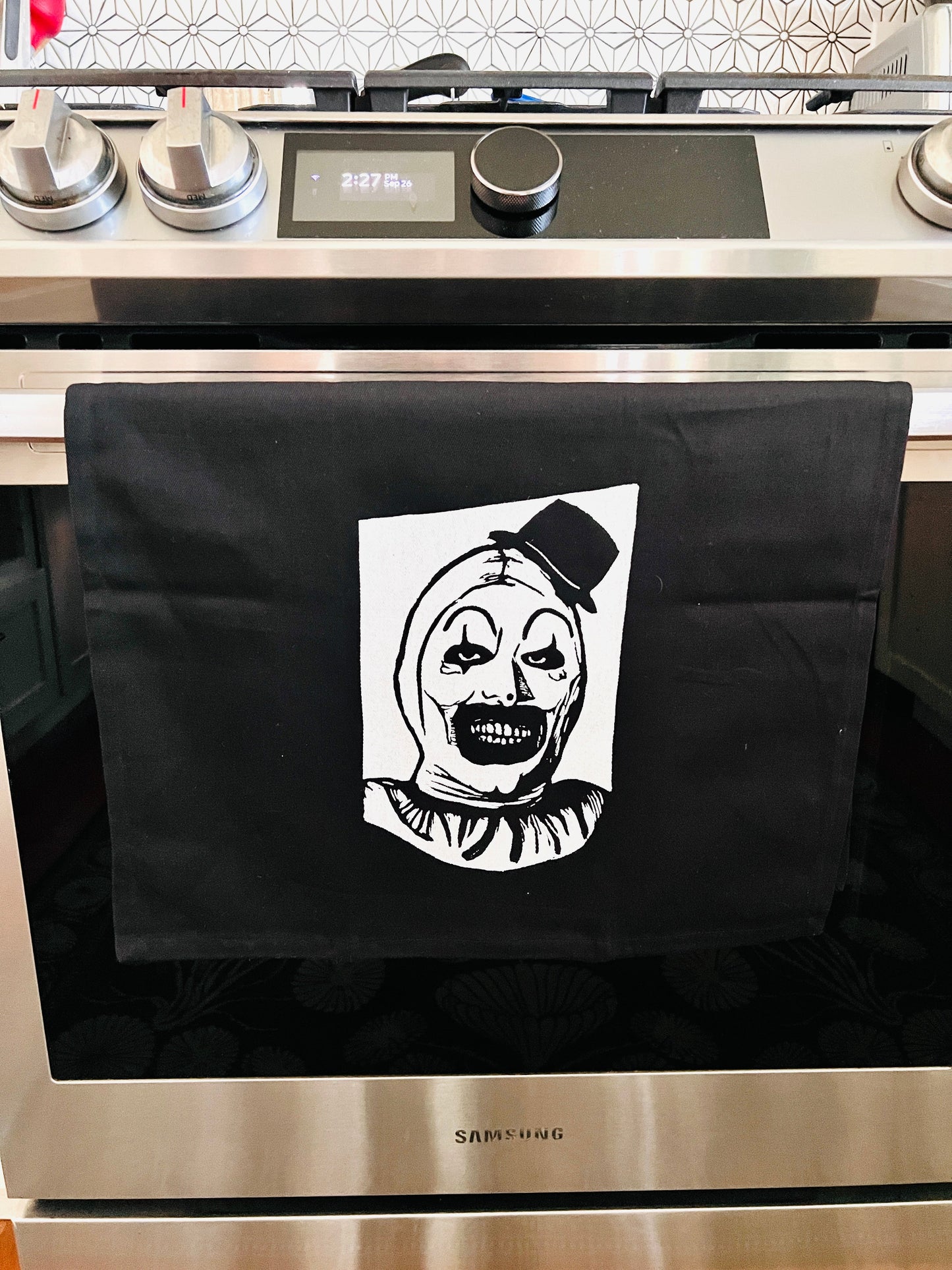 Terrifier Art the Clown HALLOWEEN - tea towel all cotton kitchen cooking baking food - Towel