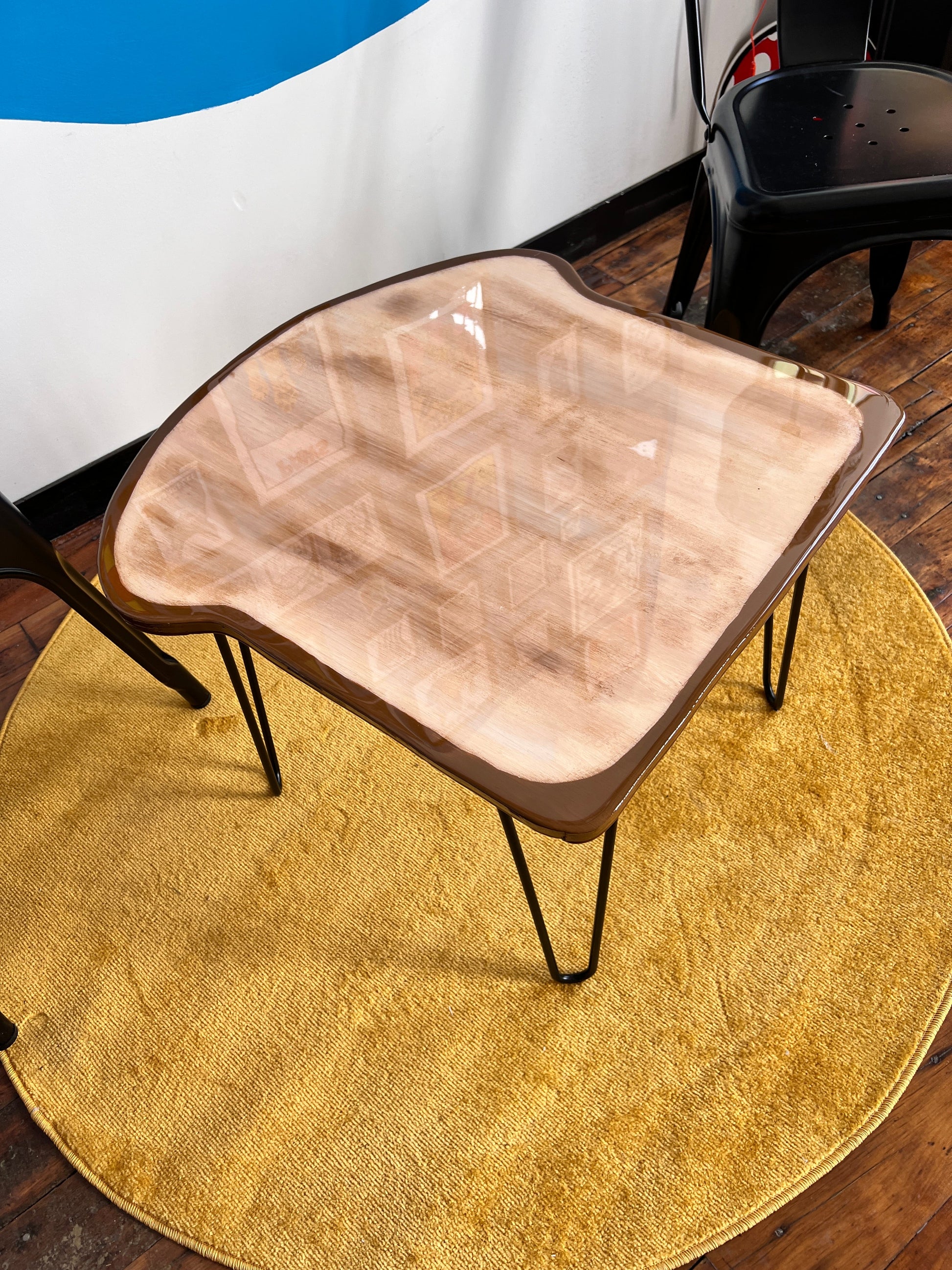Toast /w Butter Pat: Coffee Table: 24x24’’ with 16’’ legs - Furniture