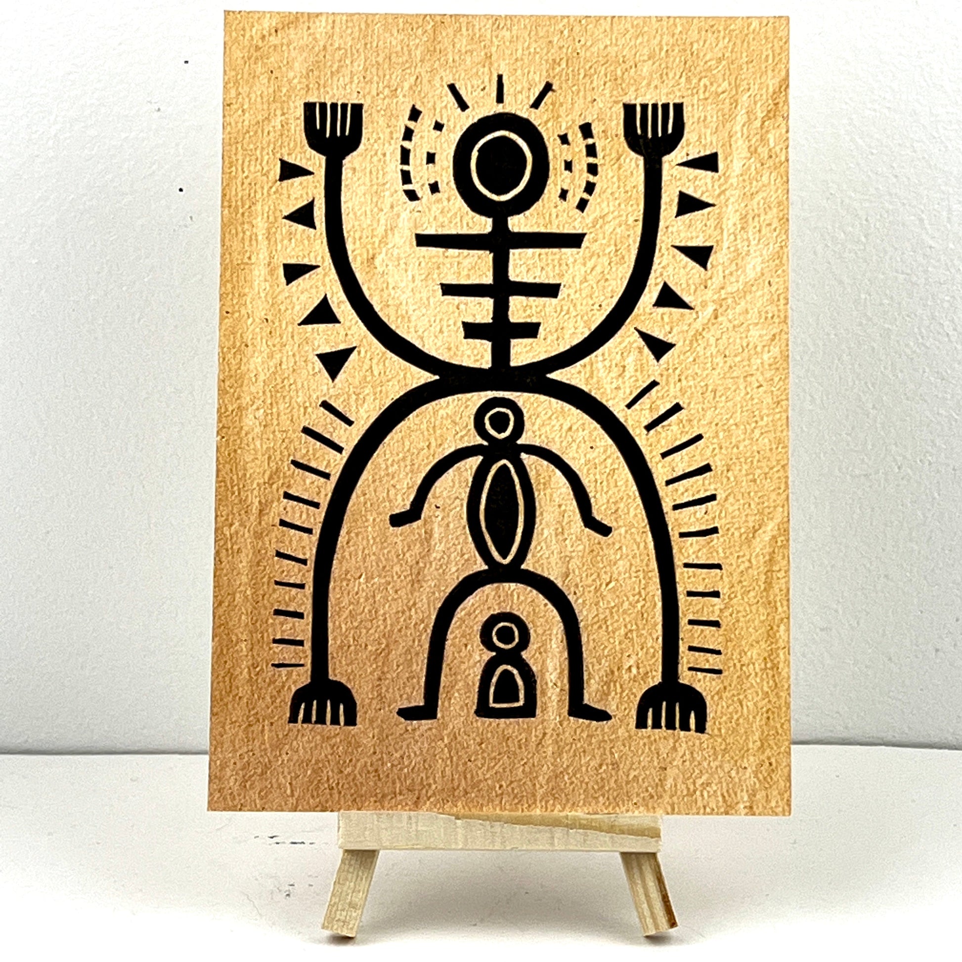 MONSTERS & MYTHS - Protektor - Arts & Crafts